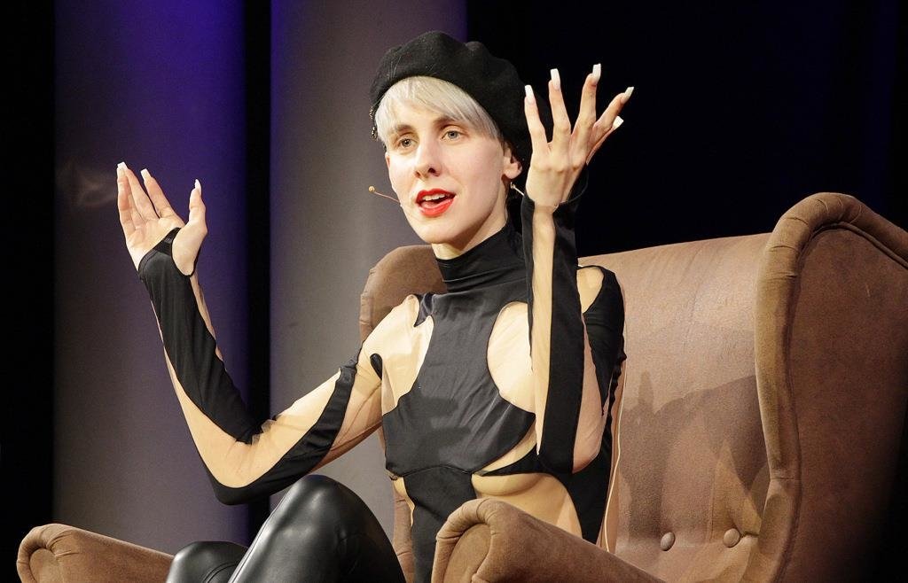 lisa eckhart körpergröße